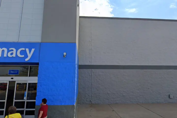 Walmart Supercenter - 5990 Dahlia St (Boost Mobile)