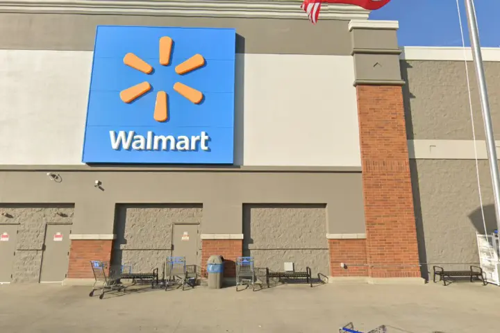 Walmart Supercenter - 608 Luther Rd (Boost Mobile)