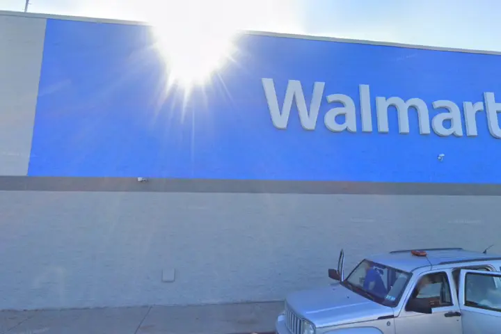 Walmart Supercenter - 620 Gravel Pike (Boost Mobile)