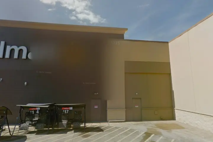 Walmart Supercenter - 6225 Coliseum Blvd (Boost Mobile)