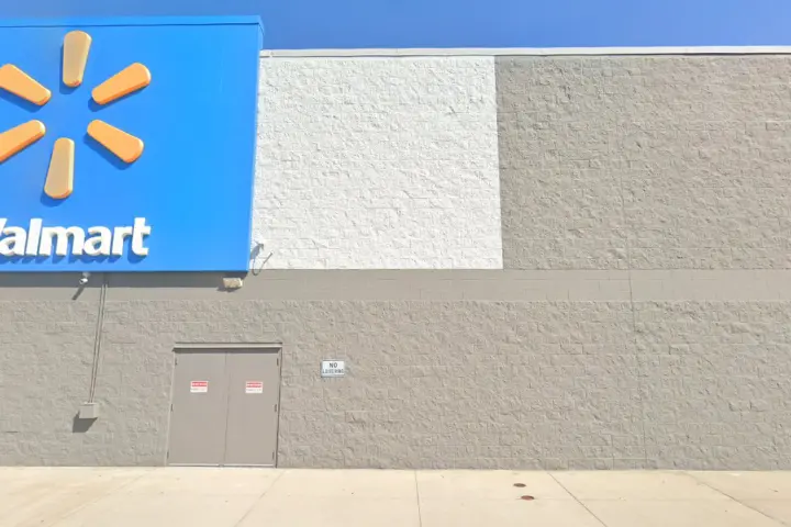 Walmart Supercenter - 6401 NE Loop 820 (Boost Mobile)