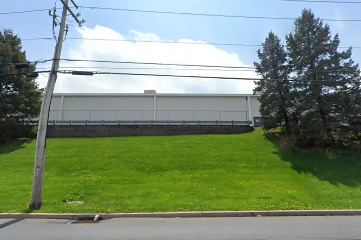 Walmart Supercenter - 6535 Grayson Rd (Boost Mobile)
