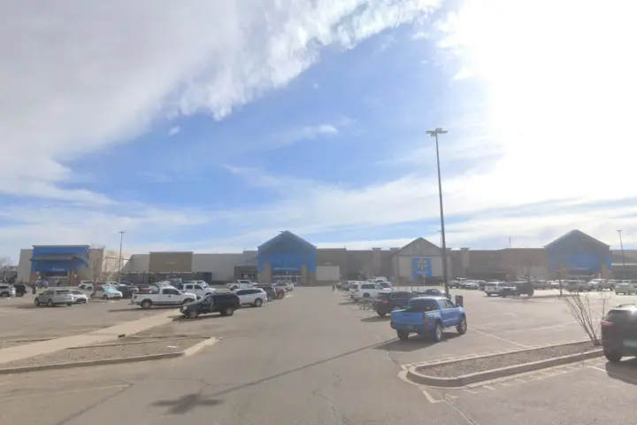 Walmart Supercenter - 66 NM-344 (Boost Mobile)
