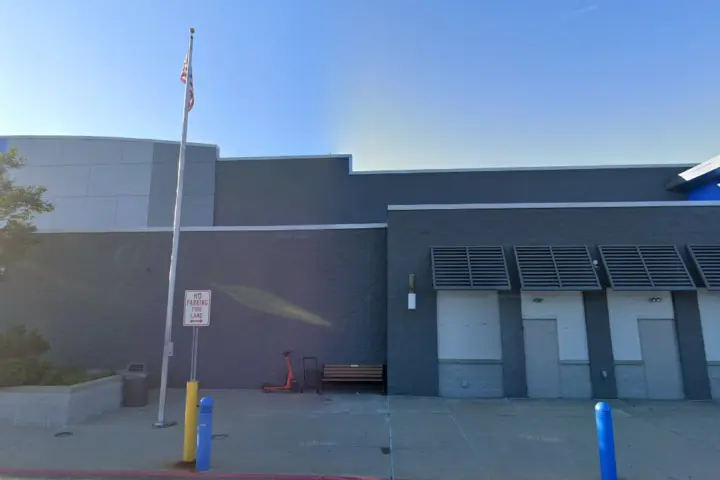 Walmart Supercenter - 7 Dowling Village Blvd (Boost Mobile)