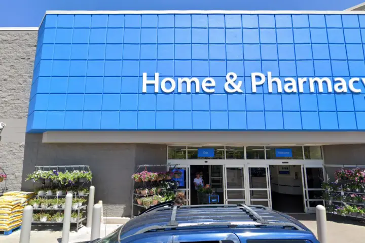 Walmart Supercenter - 707 S 8th St (Boost Mobile)