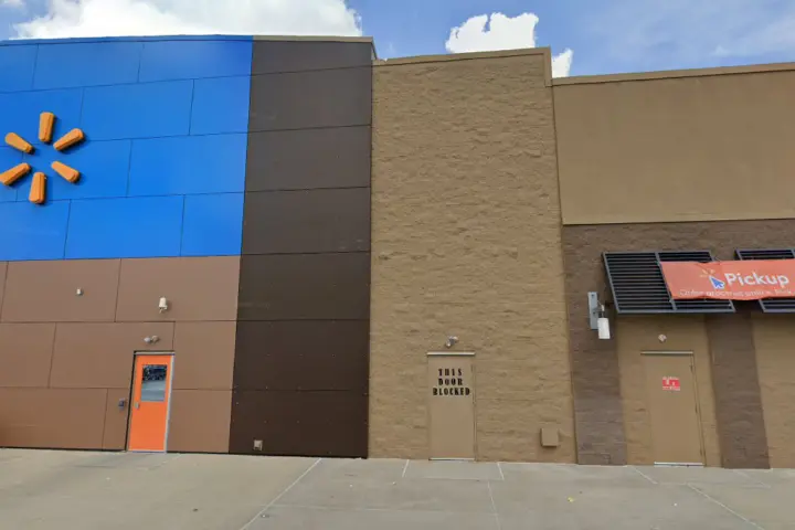 Walmart Supercenter - 7207 N Hwy M1 (Boost Mobile)
