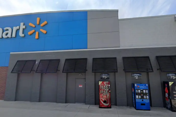 Walmart Supercenter - 7239 SW Loop 410 (Boost Mobile)