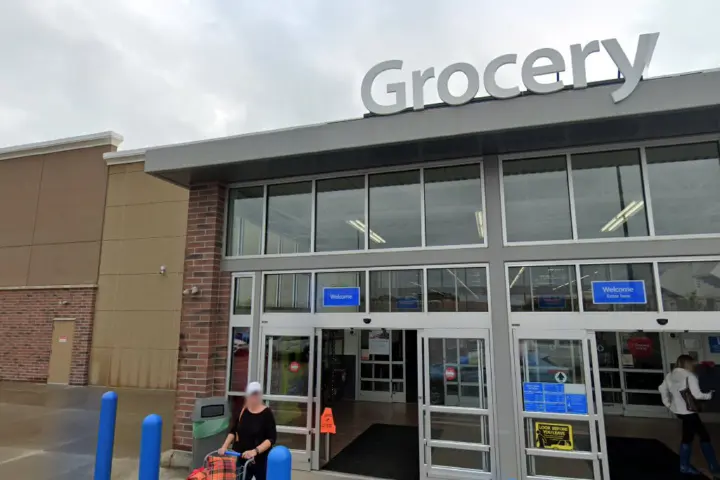 Walmart Supercenter - 7821 S Minnesota Ave (Boost Mobile)