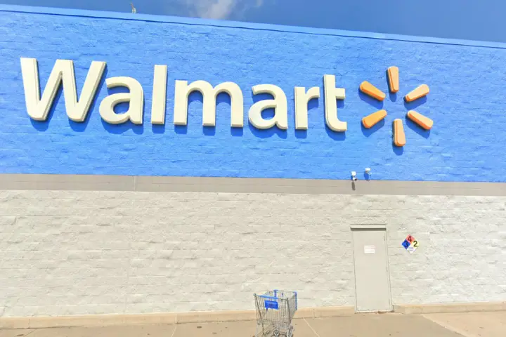 Walmart Supercenter - 800 W Gibson St (Boost Mobile)
