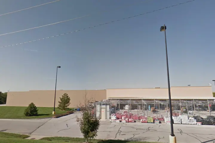 Walmart Supercenter - 810 S 37th St (Boost Mobile)