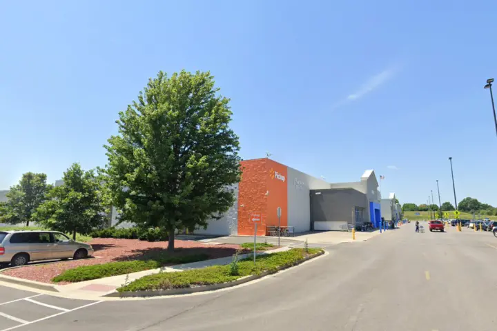Walmart Supercenter - 825 Malerich Dr (Boost Mobile)