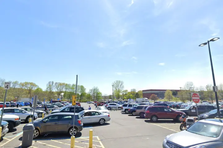 Walmart Supercenter - 844 N Colony Rd (Boost Mobile)
