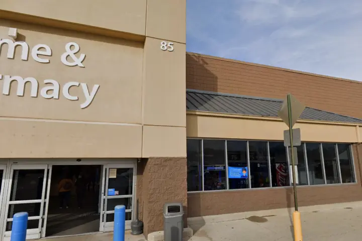 Walmart Supercenter - 85 River Trce (Boost Mobile)