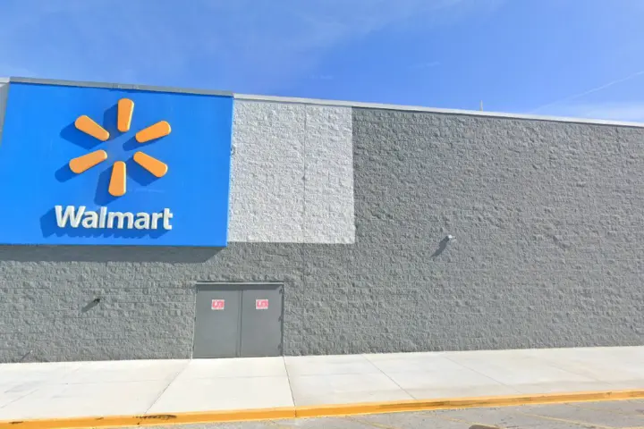 Walmart Supercenter - 8745 FL-54 (Boost Mobile)