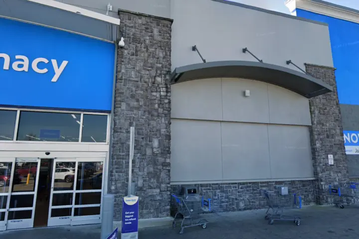 Walmart Supercenter - 8912 Veterans Memorial Blvd (Boost Mobile)