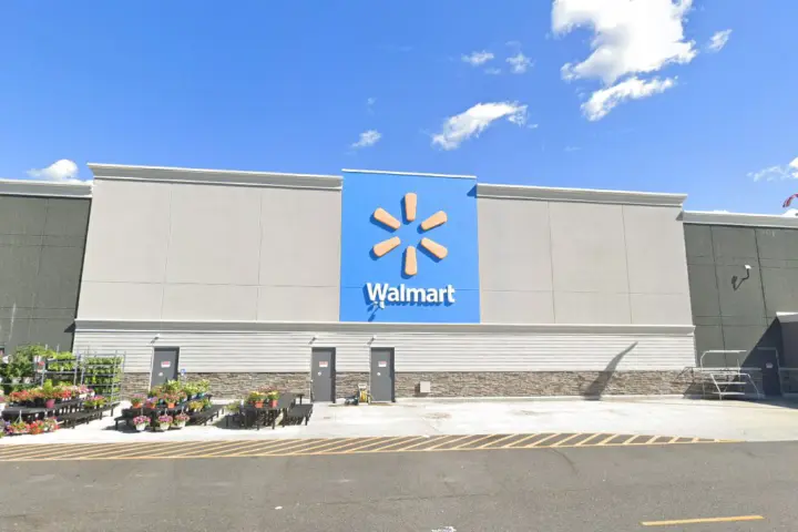 Walmart Supercenter - 901 Boulevard E (Boost Mobile)