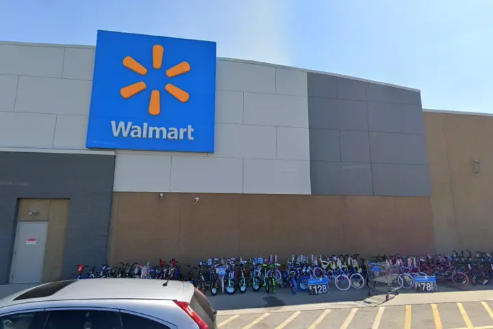 Walmart Supercenter - 935 US-11 (Boost Mobile)