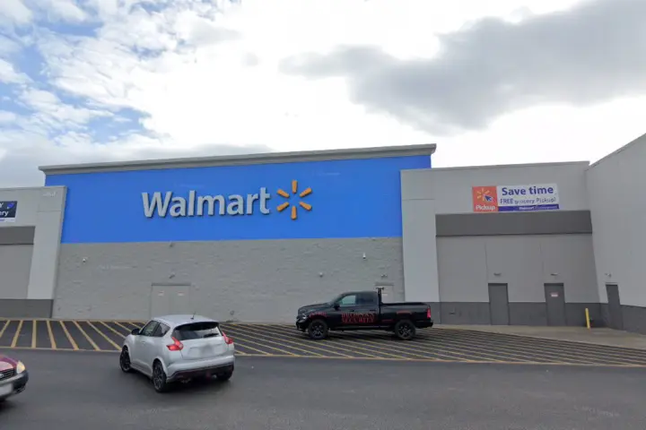 Walmart Supercenter - 9460 W Sam Houston Pkwy S (Boost Mobile)