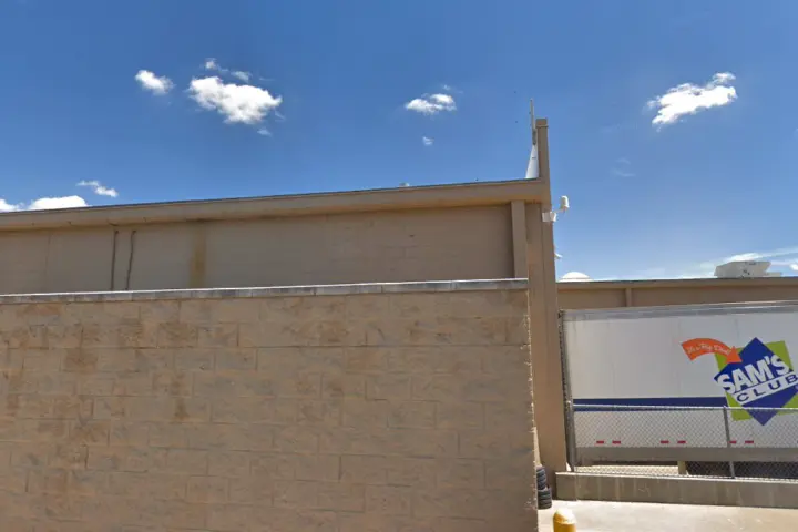 Walmart Supercenter - 9500 Clifford St (Boost Mobile)