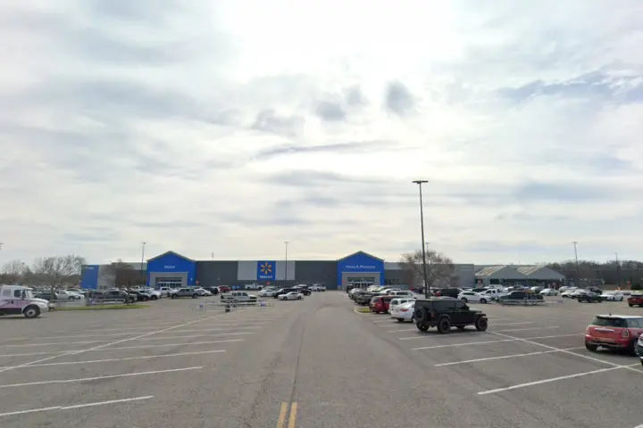 Walmart Supercenter - 969 US-80 (Boost Mobile)