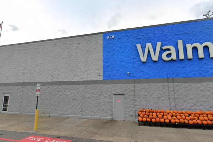 Walmart Supercenter - 976 Commonwealth Blvd (Boost Mobile)