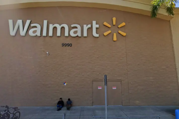 Walmart Supercenter - 9990 Belvedere Rd (Boost Mobile)