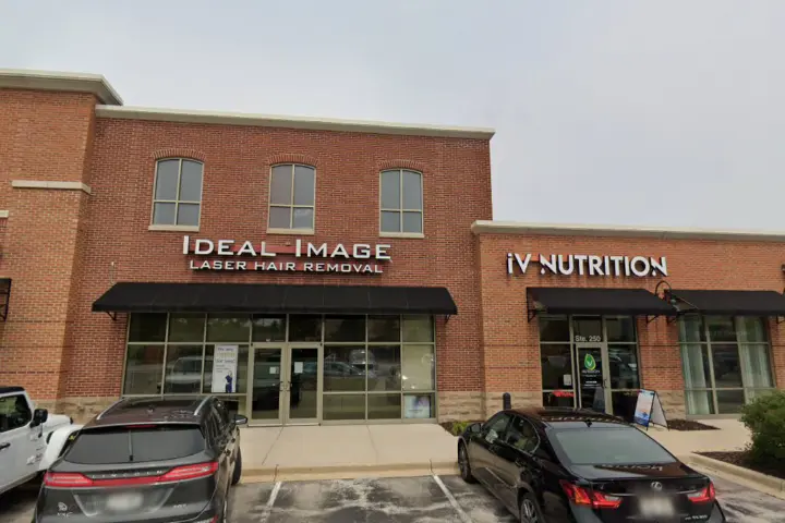 Brookfield CC RETAIL STORES Consumer Cellular