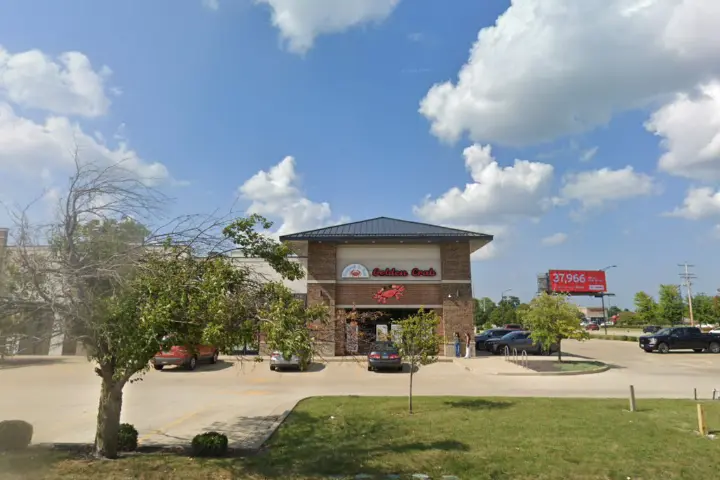 Champaign CC RETAIL STORES Consumer Cellular