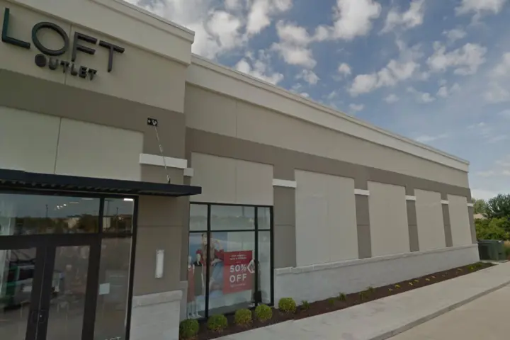 Davenport CC RETAIL STORES Consumer Cellular