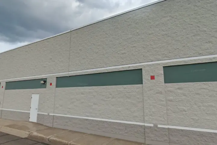 Duluth CC RETAIL STORES Consumer Cellular