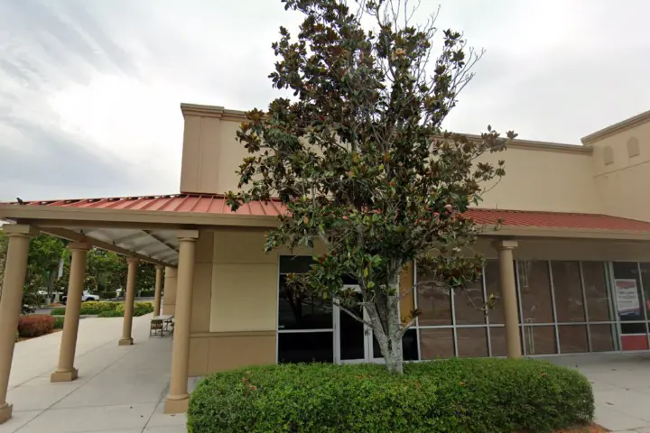 Naples CC RETAIL STORES Consumer Cellular