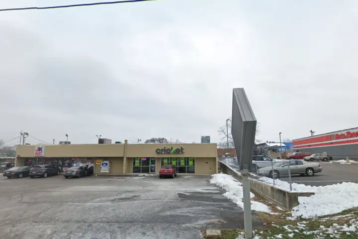 Cricket Wireless Authorized Retailer - 1008 E 2nd St