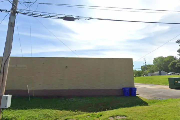Cricket Wireless Authorized Retailer - 1041 S Roane St