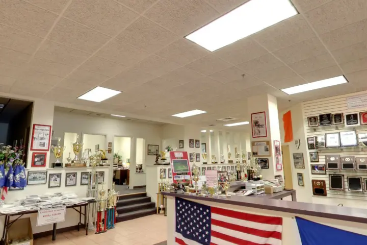 Cricket Wireless Authorized Retailer - 1042 Main St
