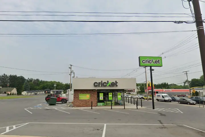 Cricket Wireless Authorized Retailer - 1098 Lincoln Way E
