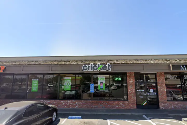 Cricket Wireless Authorized Retailer - 1108 W 16th St