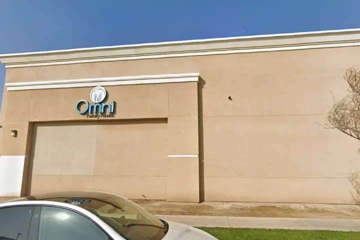 Cricket Wireless Authorized Retailer - 1110 W Visalia Rd