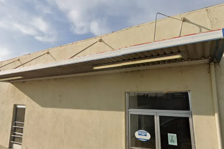 Cricket Wireless Authorized Retailer - 1112 High St