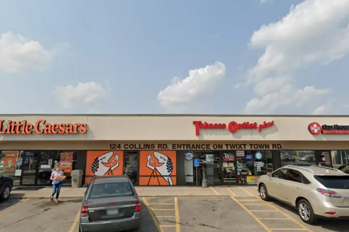 Cricket Wireless Authorized Retailer - 124 Collins Rd NE Ste E