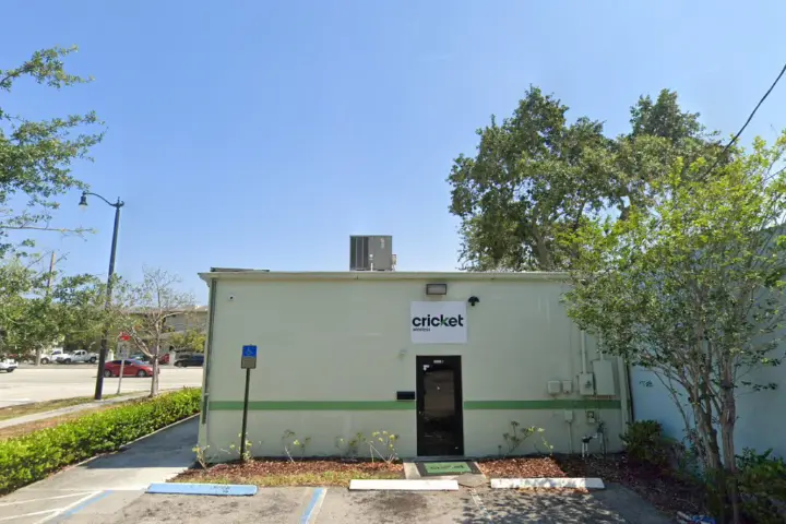 Cricket Wireless Authorized Retailer - 1319 E Sample Rd