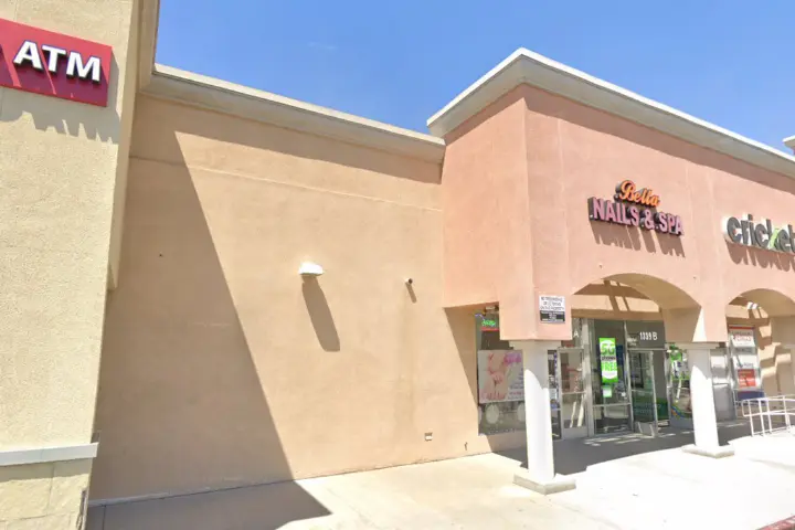 Cricket Wireless Authorized Retailer - 1339 E 4th St Ste B