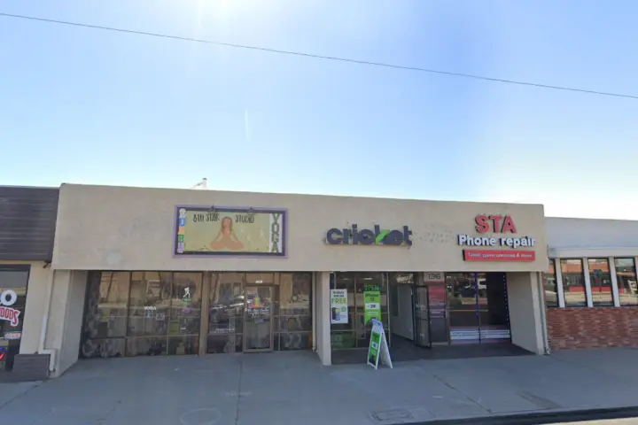 Cricket Wireless Authorized Retailer - 136 Main St Ste B