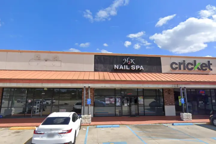 Cricket Wireless Authorized Retailer - 1411 Armand Dr