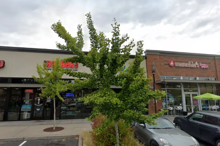 Cricket Wireless Authorized Retailer - 1412 Molalla Ave
