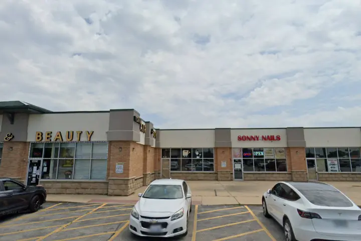 Cricket Wireless Authorized Retailer - 14527 Western Ave