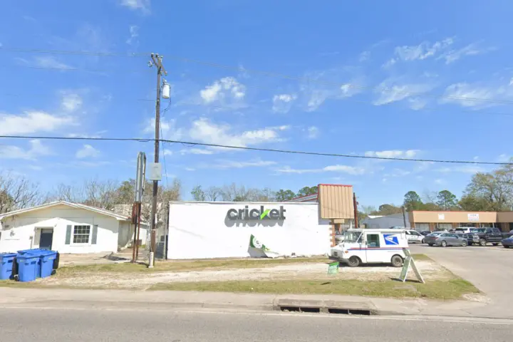 Cricket Wireless Authorized Retailer - 1502 Main St