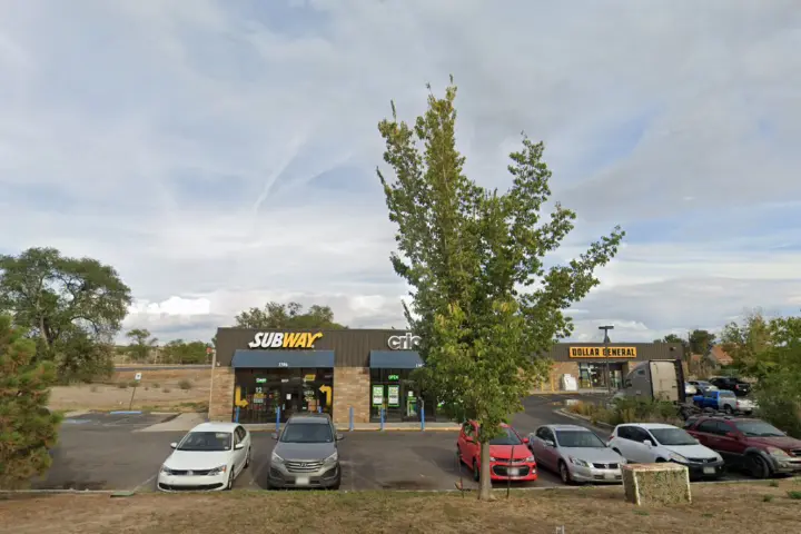 Cricket Wireless Authorized Retailer - 1506 Troy Ave