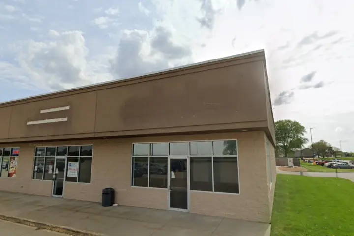 Cricket Wireless Authorized Retailer - 1522 W Springfield Rd Ste A
