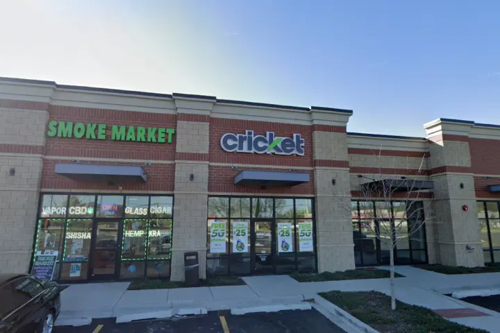 Cricket Wireless Authorized Retailer - 1557 Douglas Rd