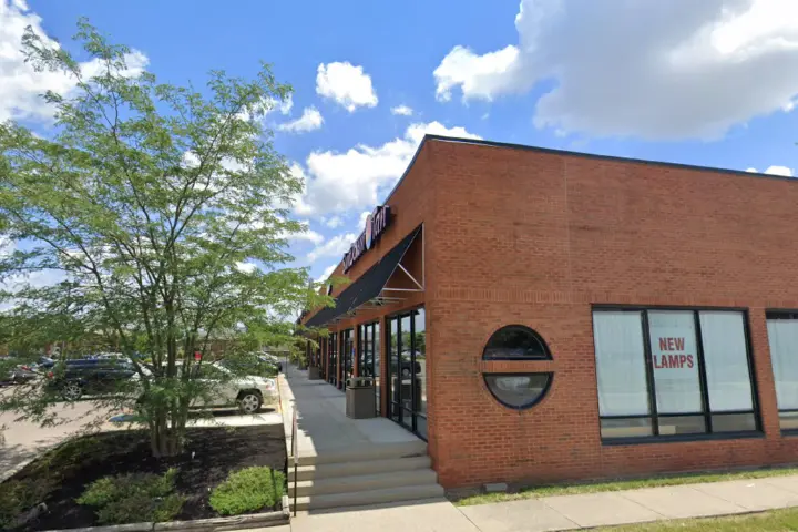 Cricket Wireless Authorized Retailer - 1559 Covington Ave